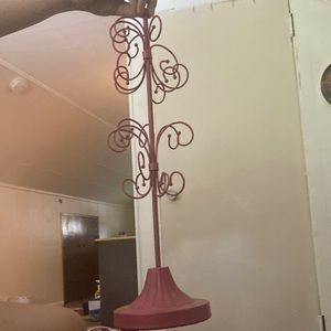 it is to hang your Jewelry on it so you don’t have to lose your jewelry
